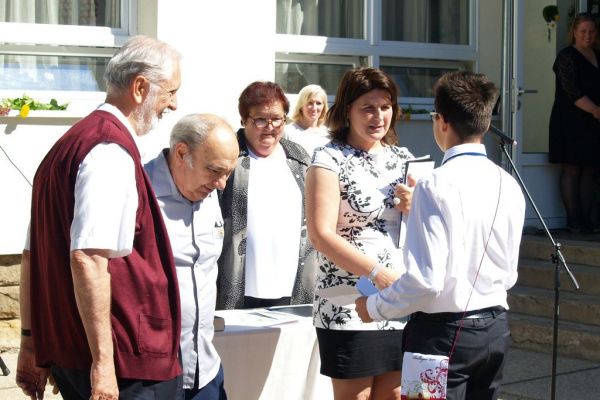 ballagasikonyvjutalmazas-2016jun18-py1862211FEDB017-86A4-EE82-95F4-19E54505DD2E.jpg
